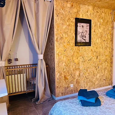 Domaine 13 Personnes Country house *