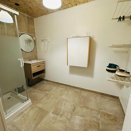 Domaine 13 Personnes Country house *
